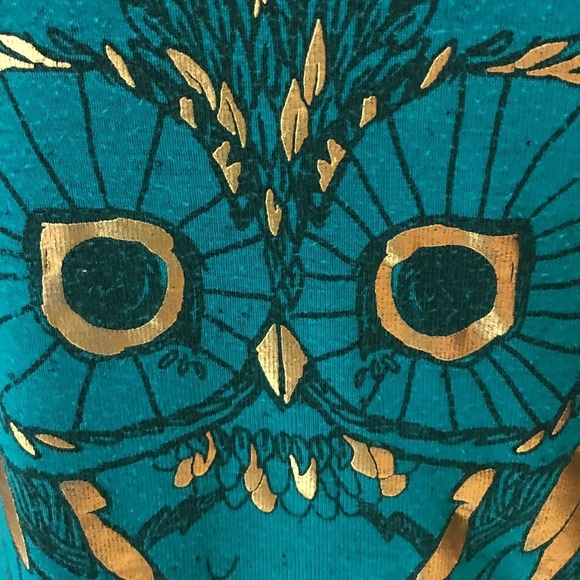 Fifth Sun hi-low owl top - Picture 2 of 3